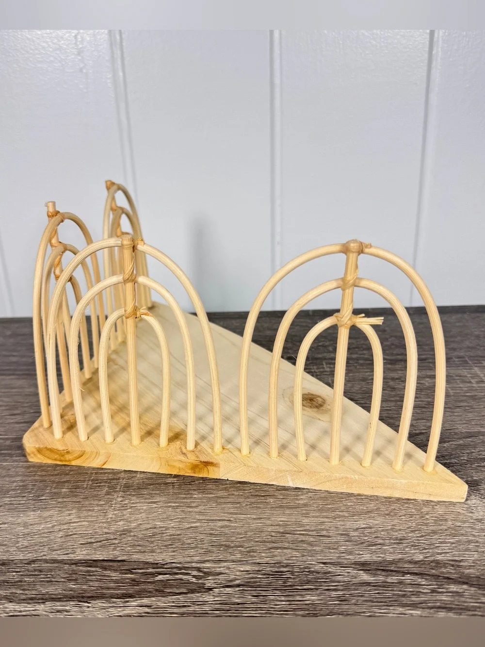 NEW Target Bullseye Playground Scallop Shelf